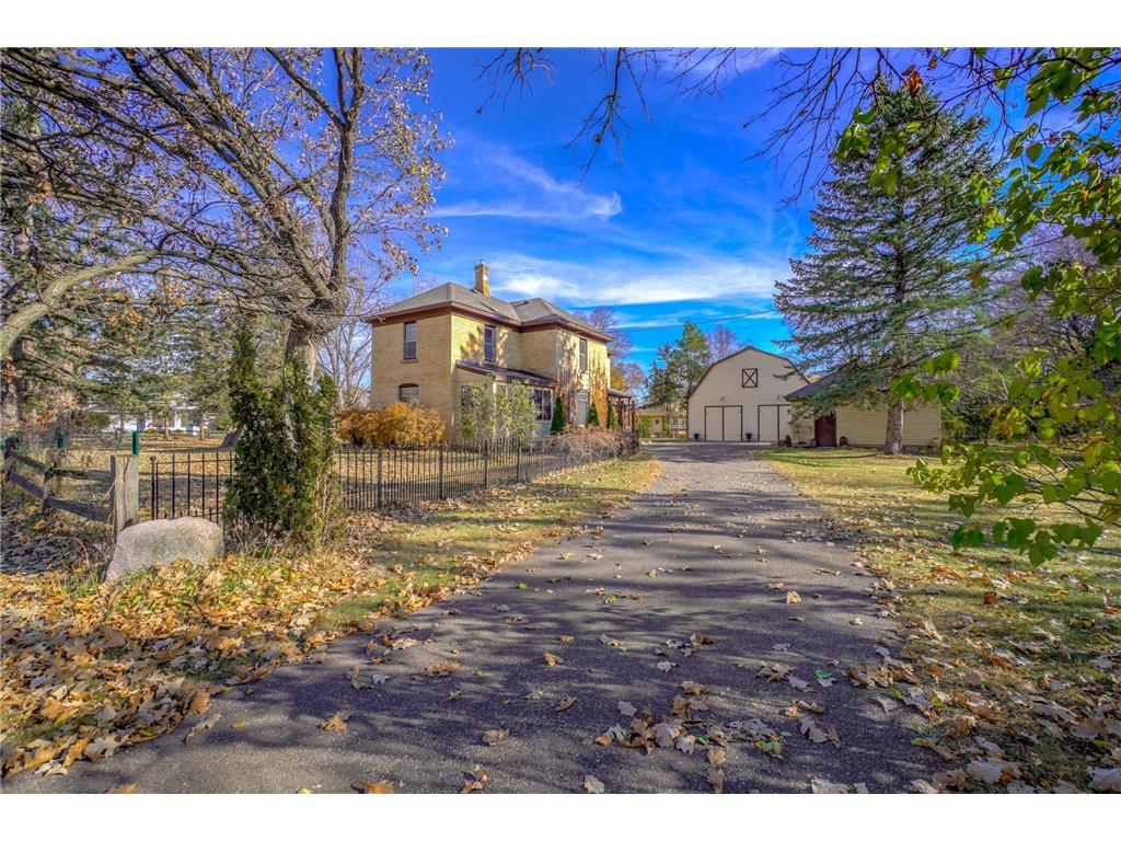 10856 Noble Avenue N, Brooklyn Park, MN 55443 MLS 6261374 Edina Realty