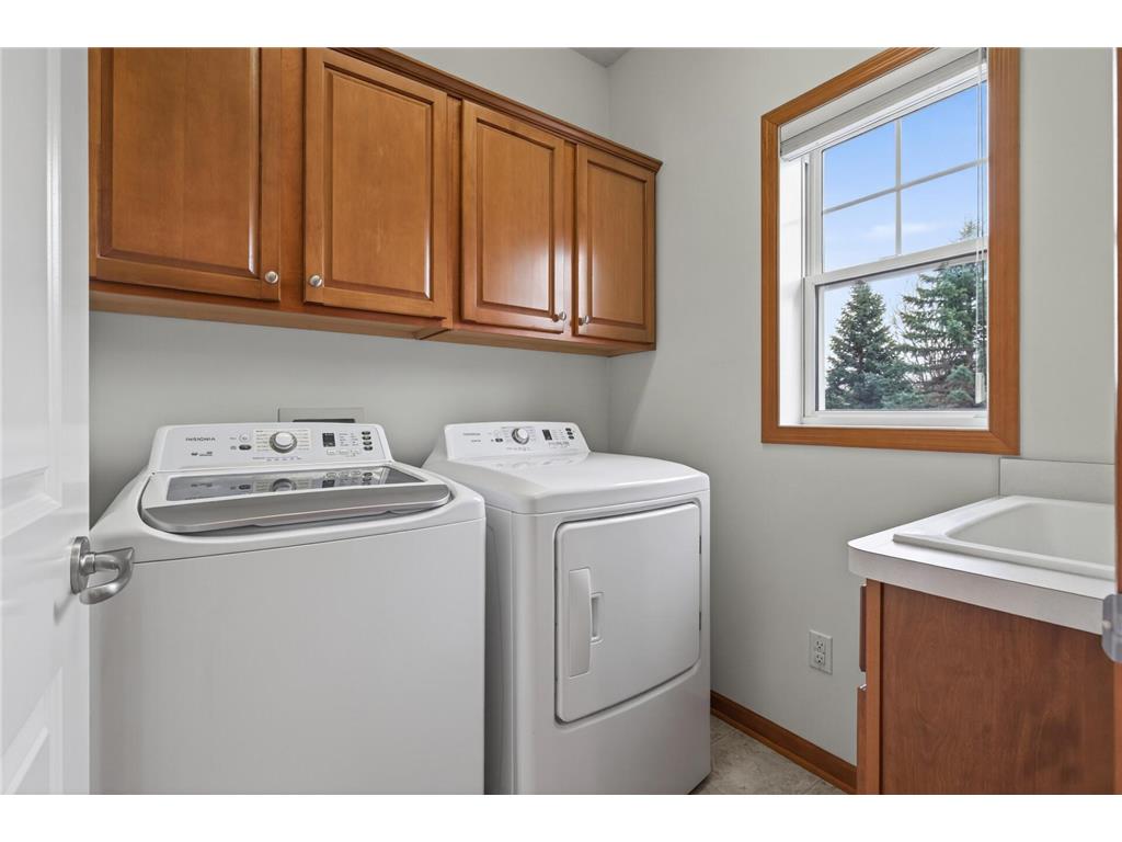 10859 Kingsfield Lane Woodbury MN 55129 7058229 image24