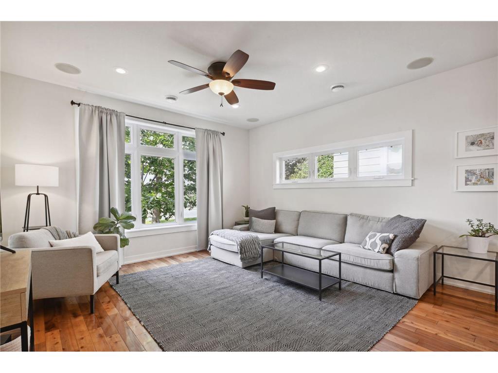 1086 11th Avenue SE Minneapolis MN 55414 6822284 image2