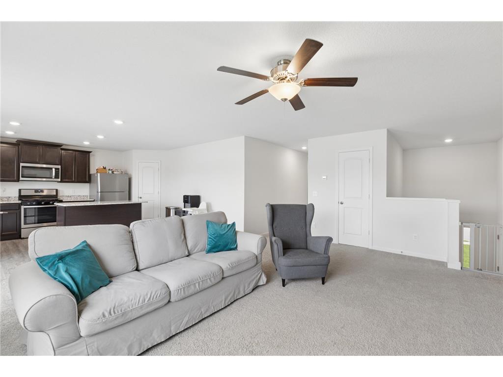1086 Foede Circle Montrose MN 55363 7072699 image7