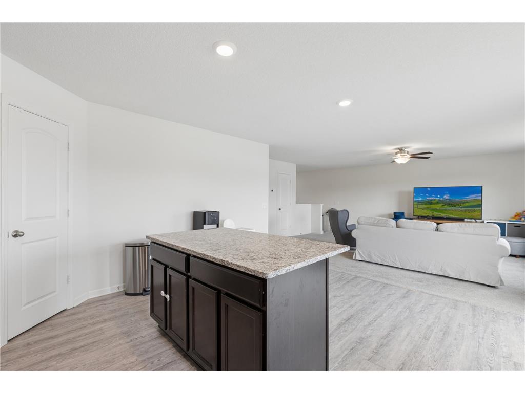 1086 Foede Circle Montrose MN 55363 7072699 image8