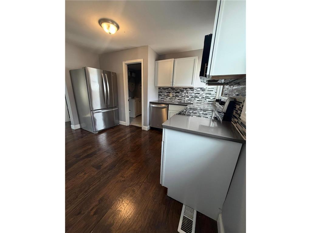 1086 Galtier Street Saint Paul MN 55117 7032492 image5