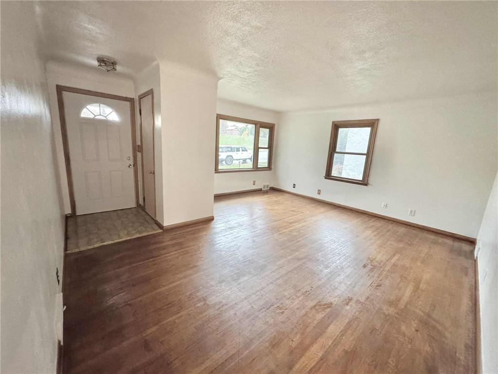 1086 Margaret Street Saint Paul MN 55106 6809319 image11