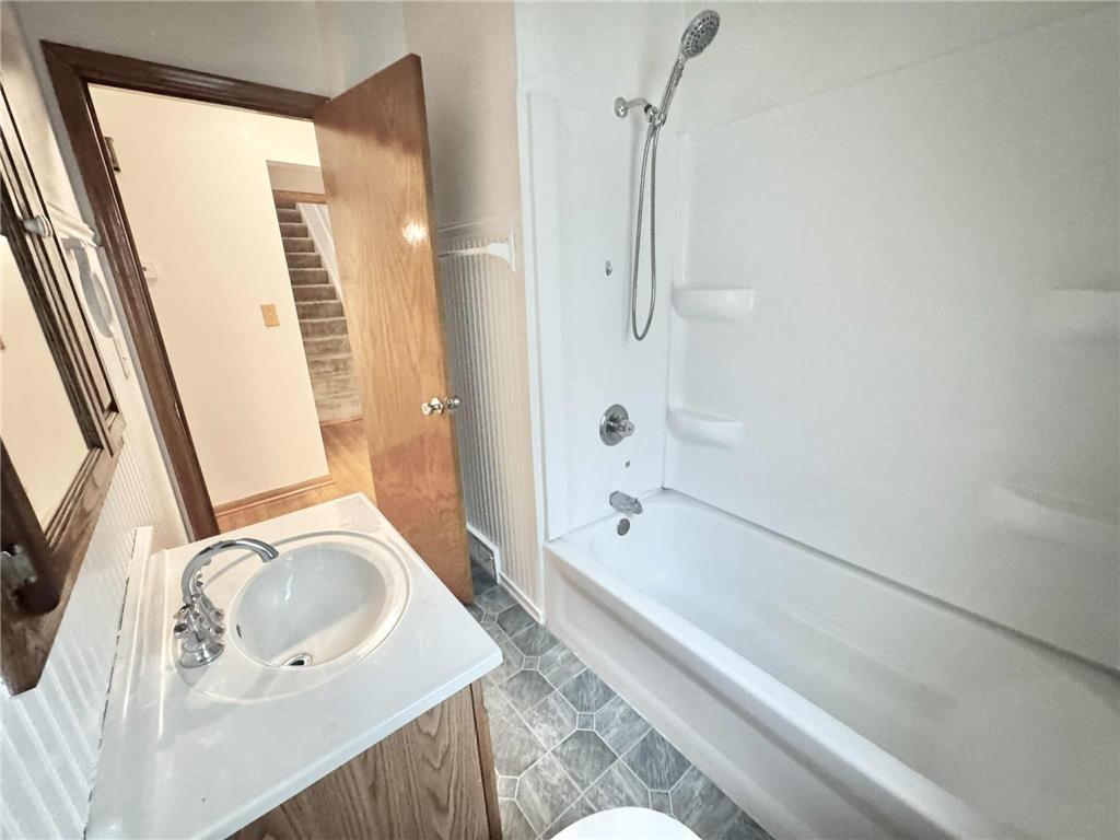 1086 Margaret Street Saint Paul MN 55106 6809319 image16