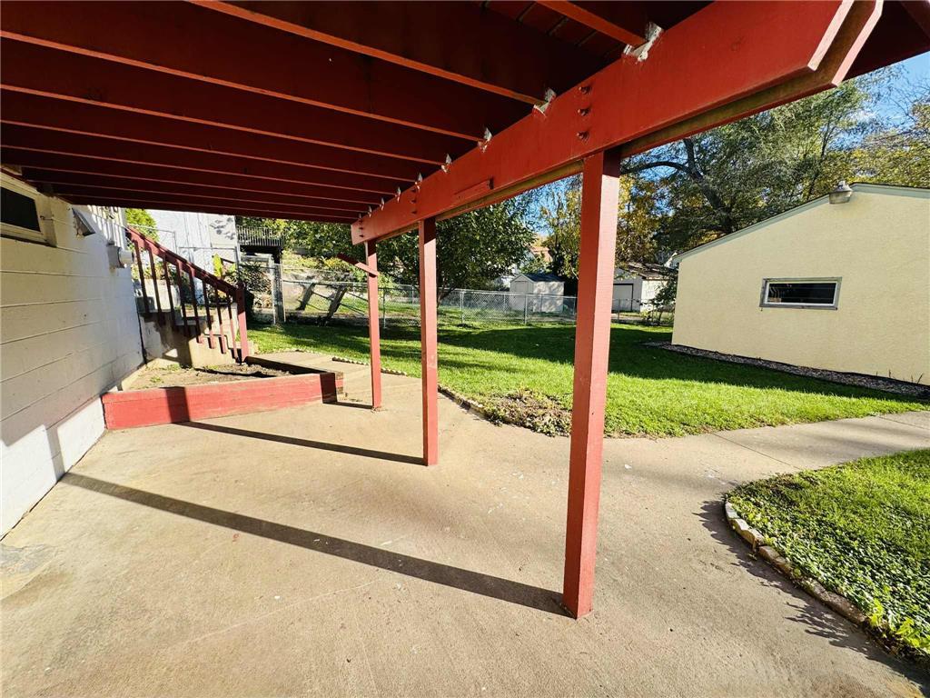 1086 Margaret Street Saint Paul MN 55106 6809319 image8