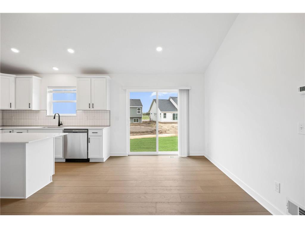 10860 Henslowe Avenue S Cottage Grove MN 55016 7070370 image4