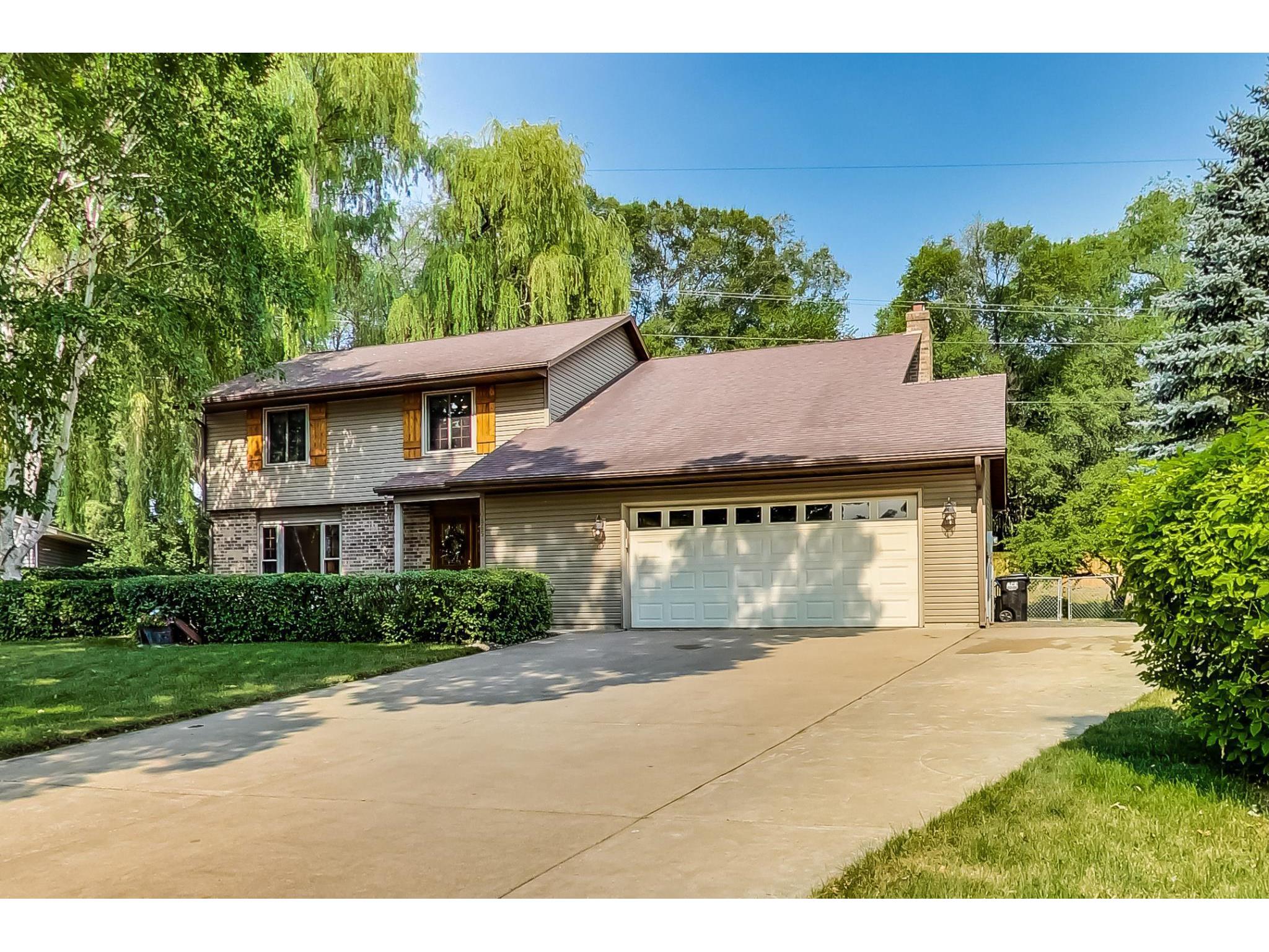 10865 Quaker Lane N, Maple Grove, MN 55369 MLS 6023711 Edina Realty