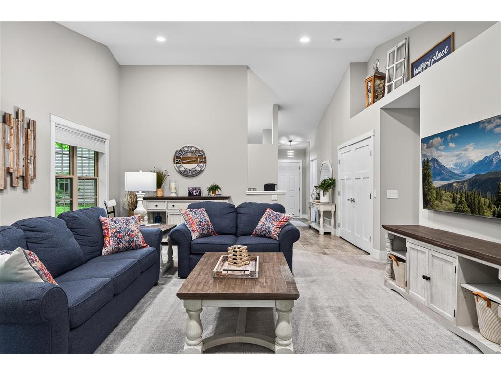 10868 Woodland Drive Chisago City MN 55013 - Green 7096793 image17