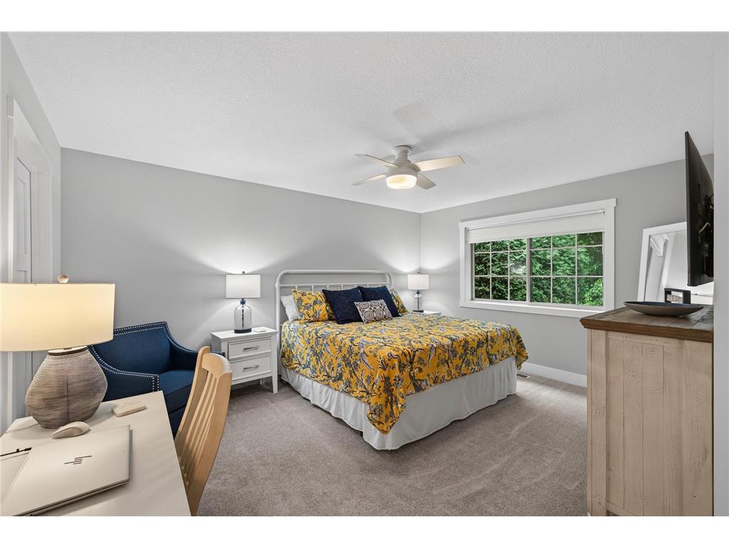 10868 Woodland Drive Chisago City MN 55013 - Green 7096793 image31