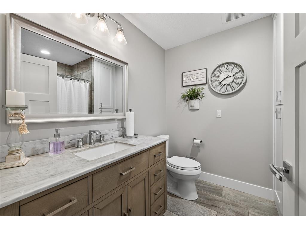 10868 Woodland Drive Chisago City MN 55013 - Green 7096793 image35