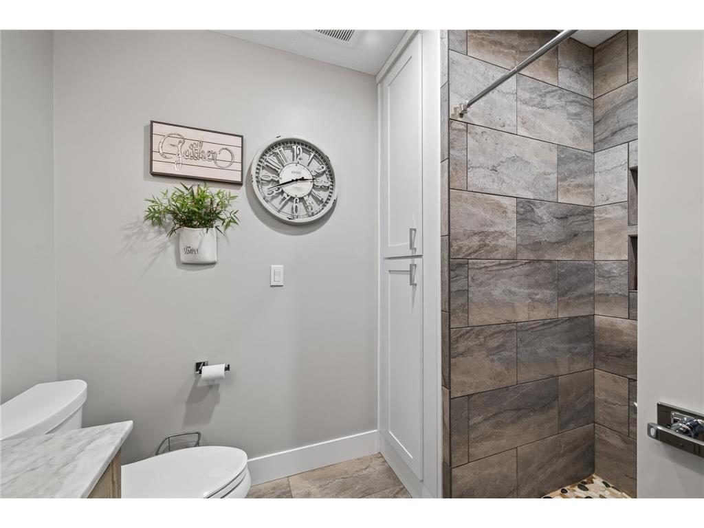 10868 Woodland Drive Chisago City MN 55013 - Green 7096793 image37