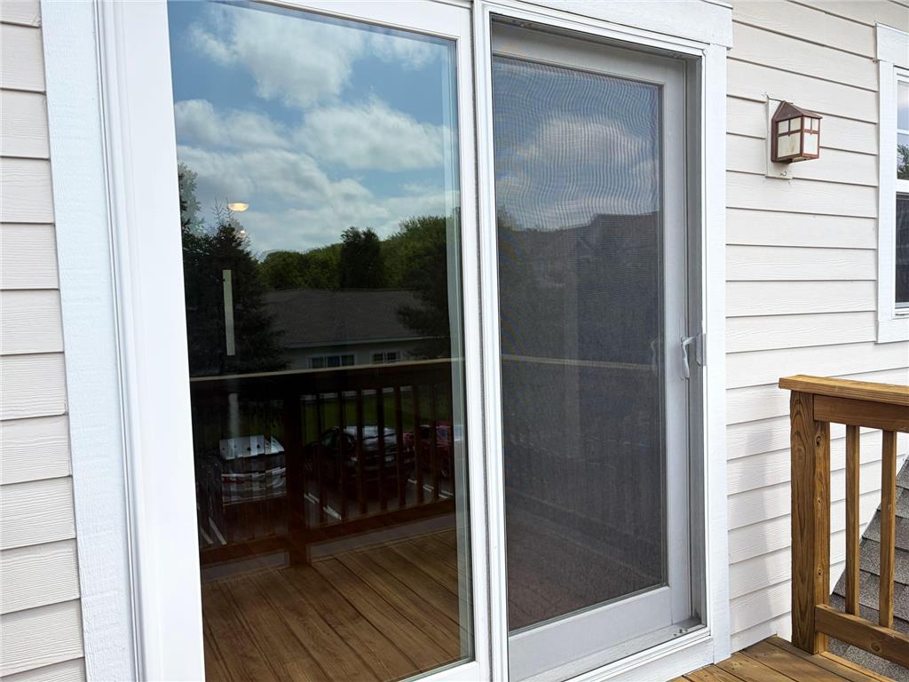 1087 Barclay Street Saint Paul MN 55106 7100760 image15