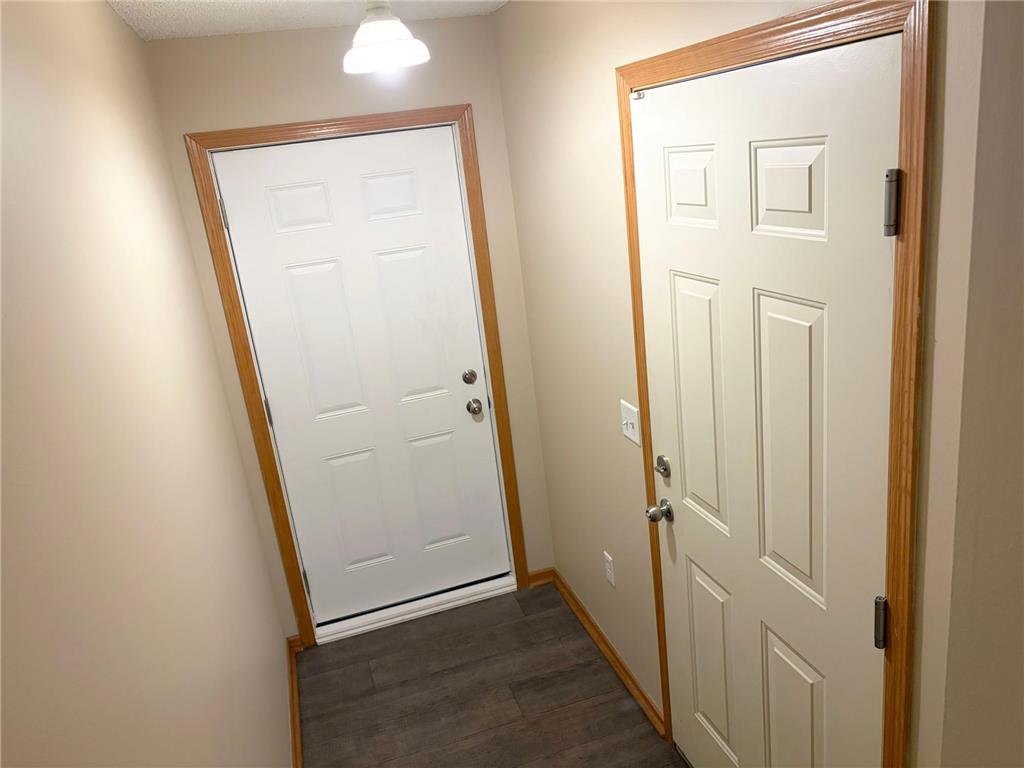 1087 Barclay Street Saint Paul MN 55106 7100760 image20