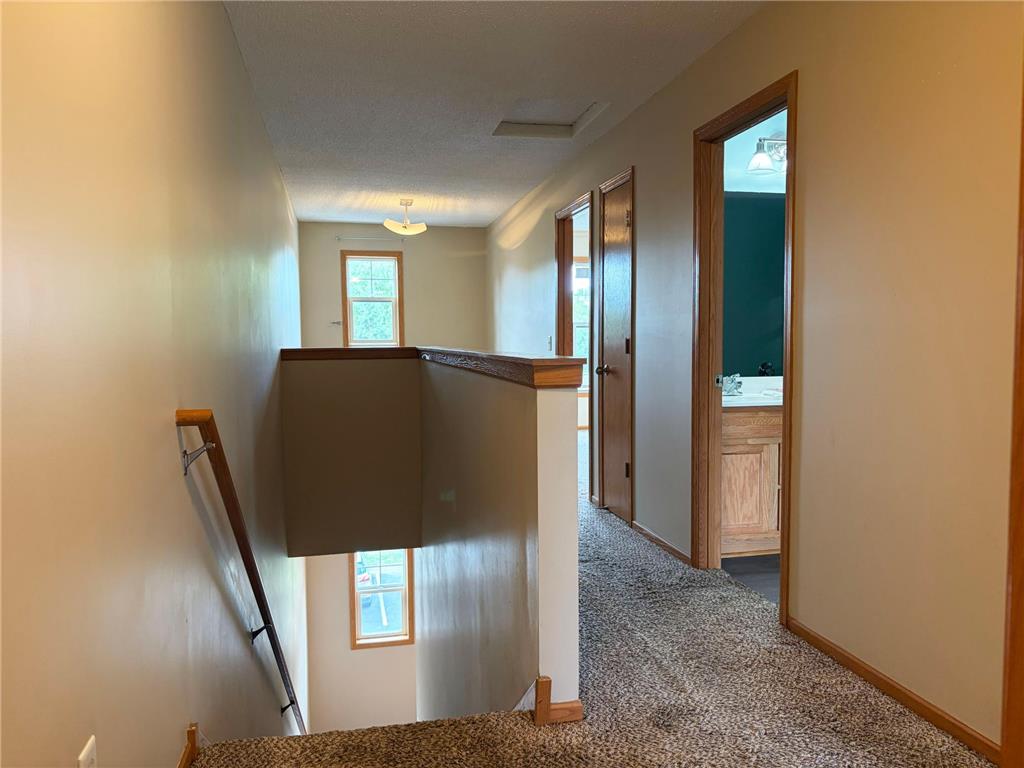 1087 Barclay Street Saint Paul MN 55106 7100760 image23