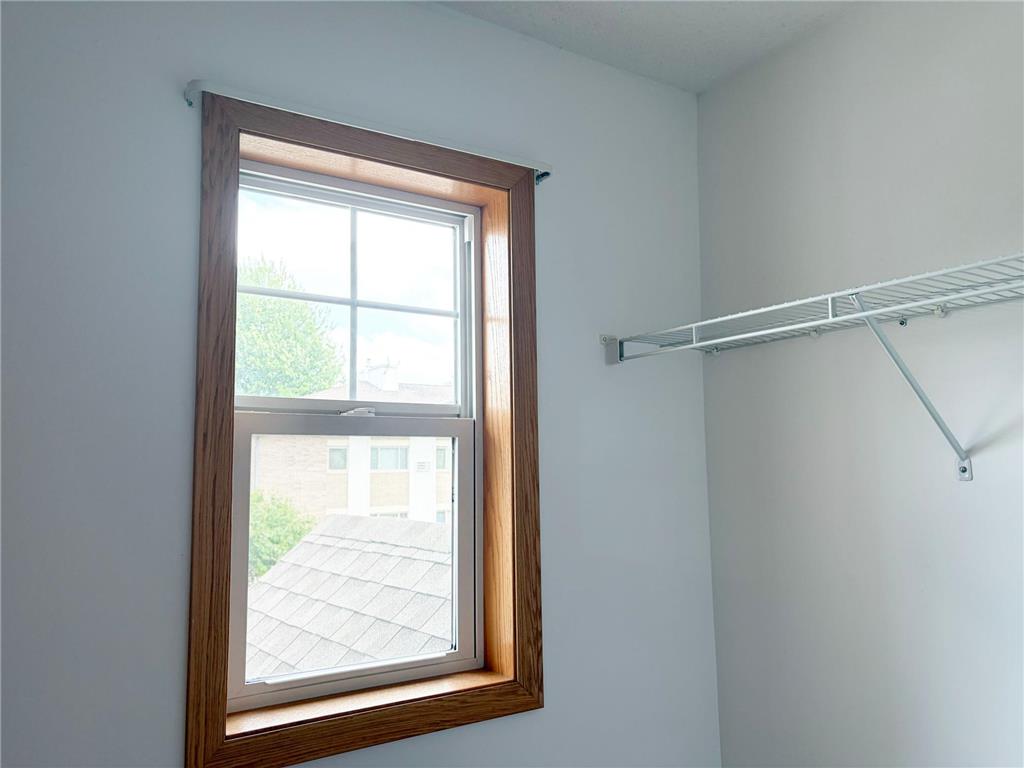1087 Barclay Street Saint Paul MN 55106 7100760 image27
