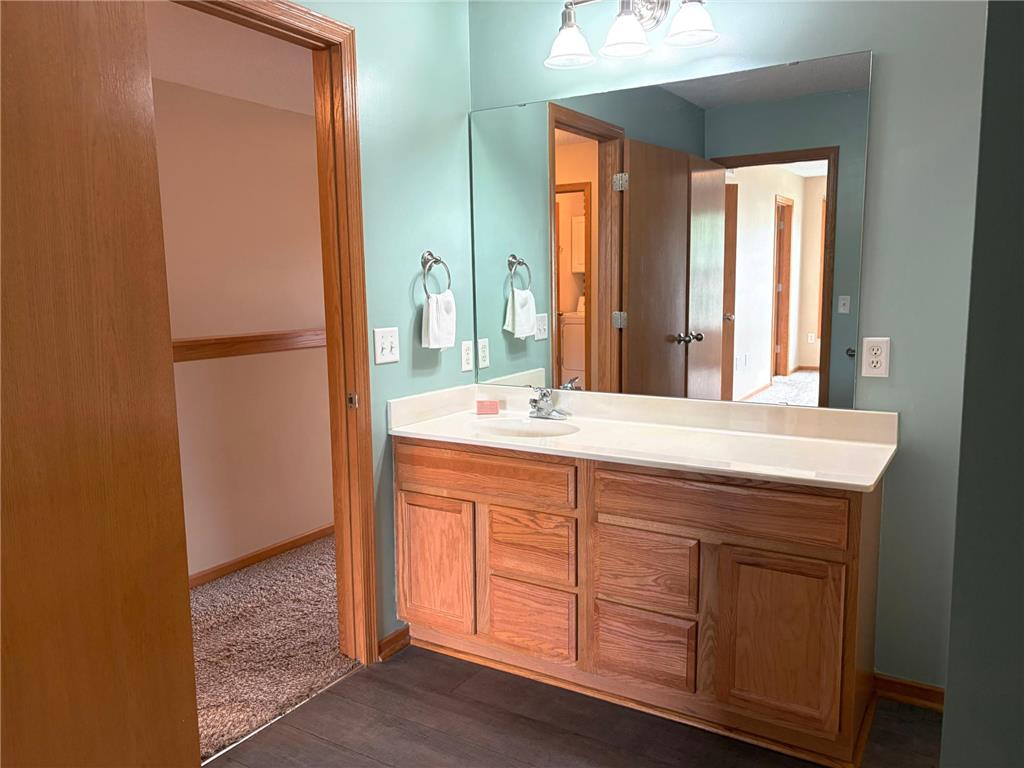 1087 Barclay Street Saint Paul MN 55106 7100760 image29