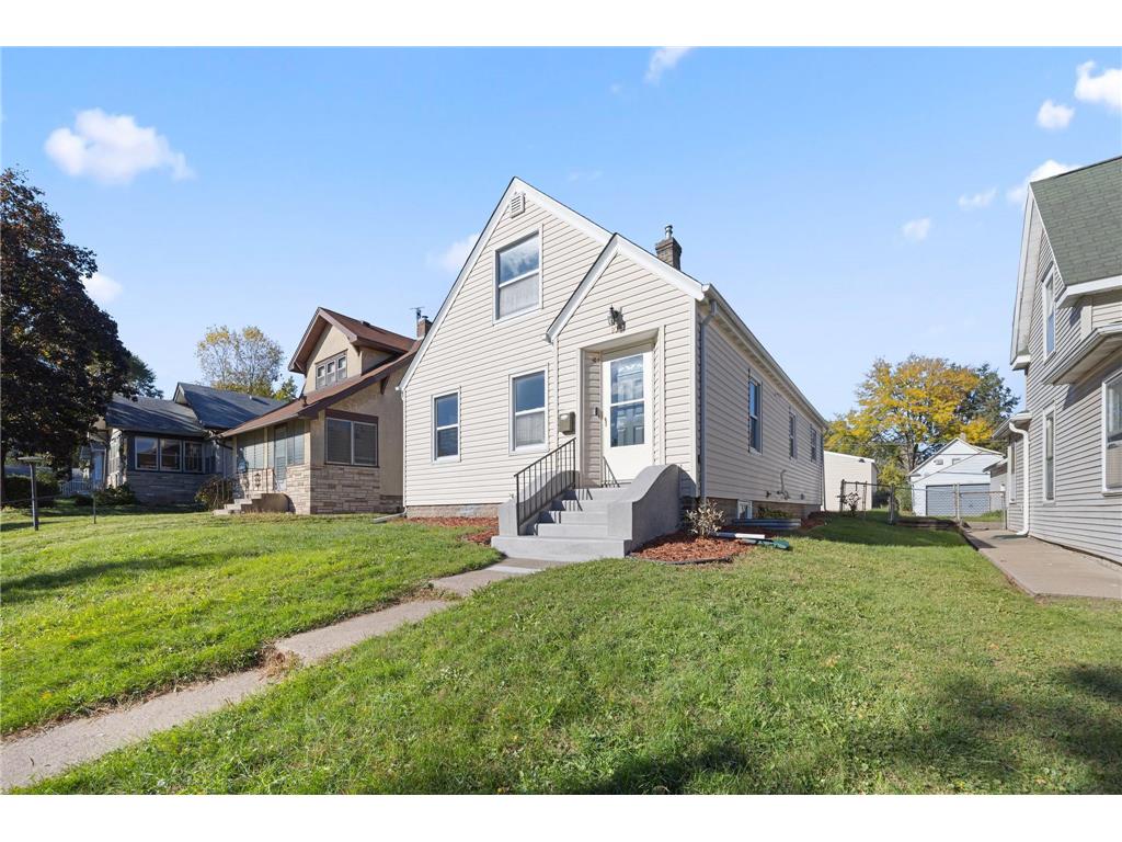 1087 Jenks Avenue Saint Paul MN 55106 6808272 image1
