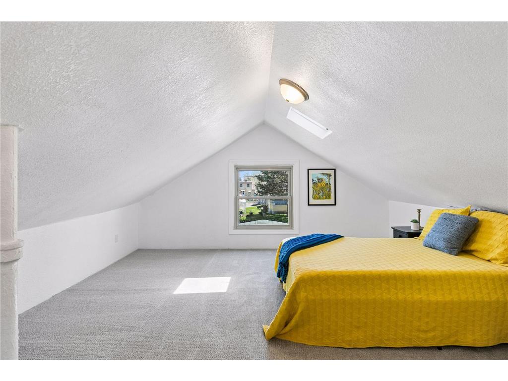 1087 Western Avenue N Saint Paul MN 55117 7060016 image13