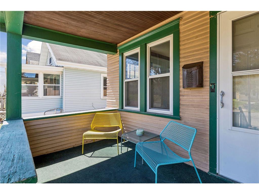 1087 Western Avenue N Saint Paul MN 55117 7060016 image2