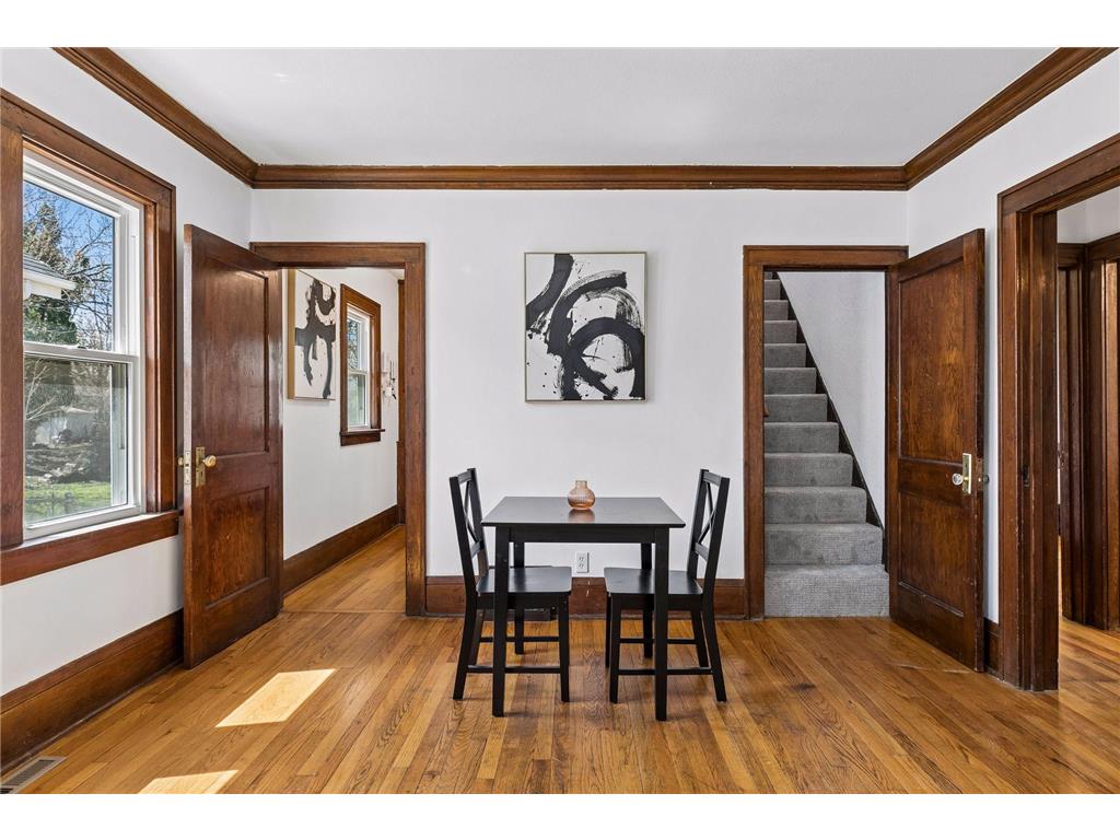 1087 Western Avenue N Saint Paul MN 55117 7060016 image5