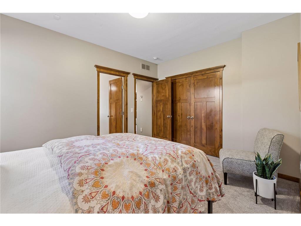 10879 Bentwater Lane Woodbury MN 55129 7074541 image51
