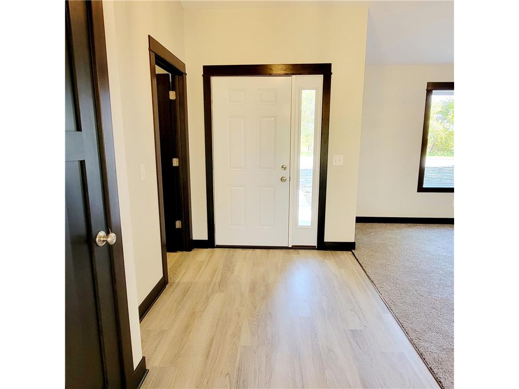1088 Cullen Street Saint Peter MN 56082 7054680 image14