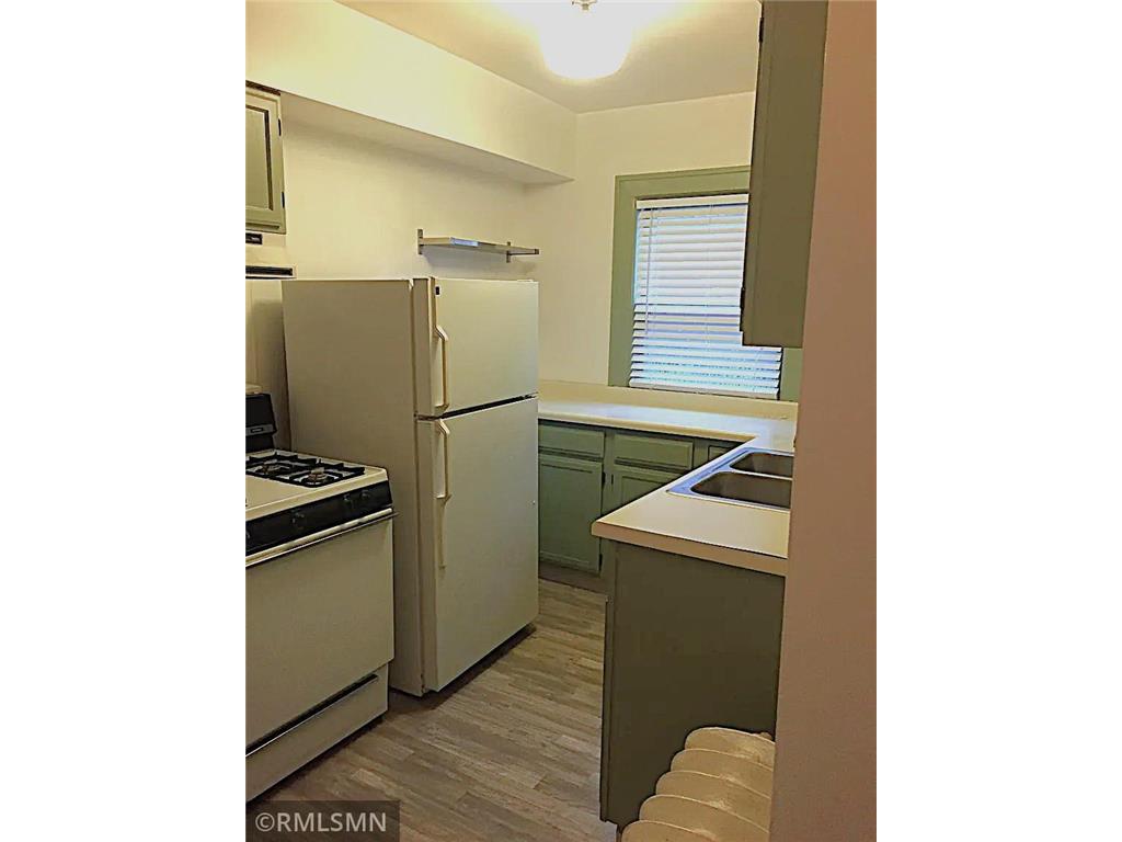 1088 Dayton Avenue #1 Saint Paul MN 55104 7046617 image4