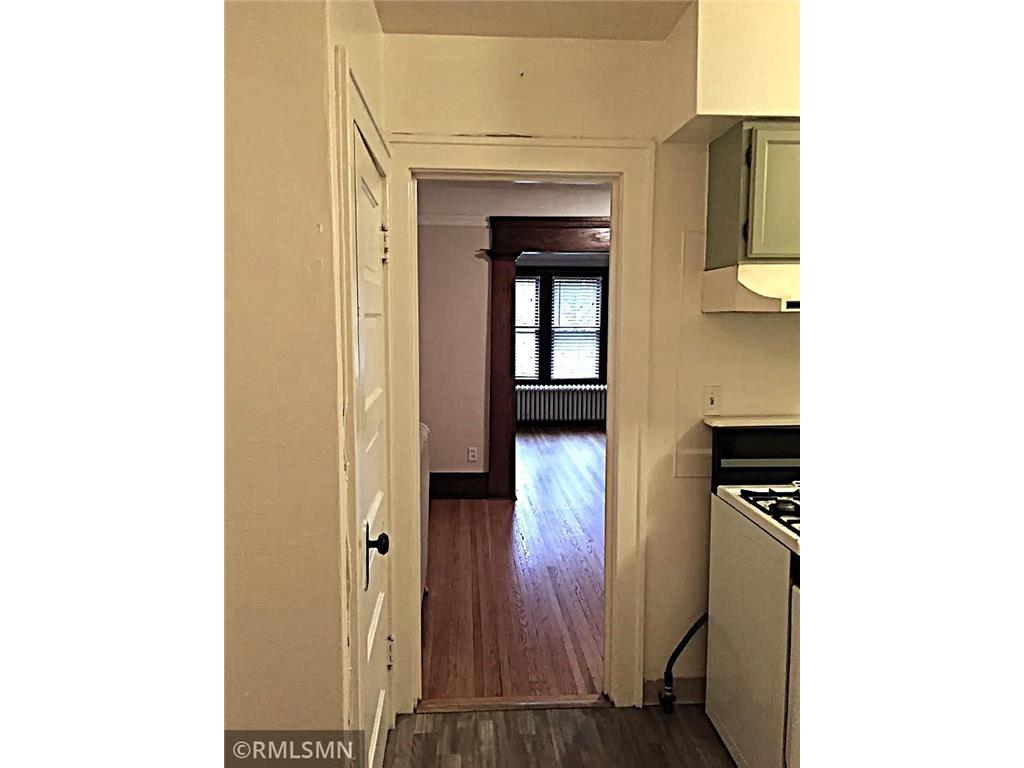 1088 Dayton Avenue #1 Saint Paul MN 55104 7046617 image5