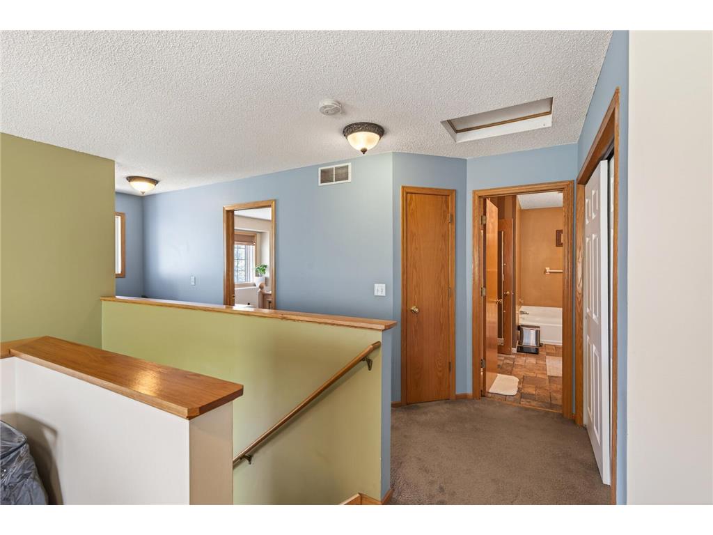 1088 Lovell Avenue W Roseville MN 55113 7067243 image19