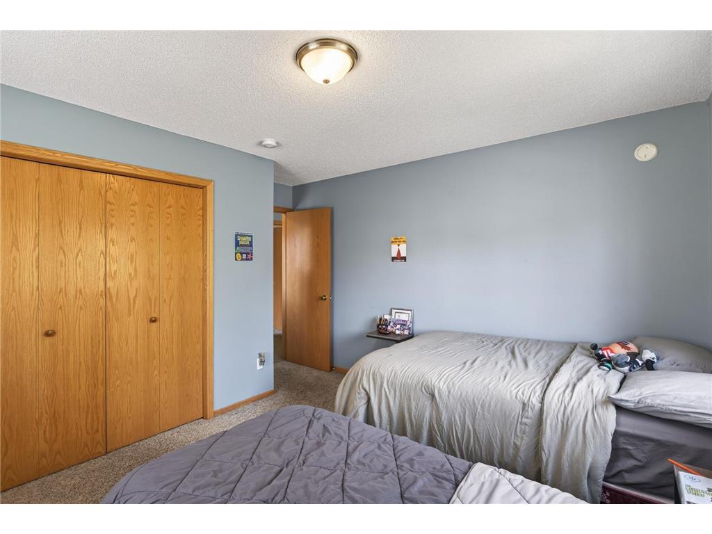 1088 Lovell Avenue W Roseville MN 55113 7067243 image27