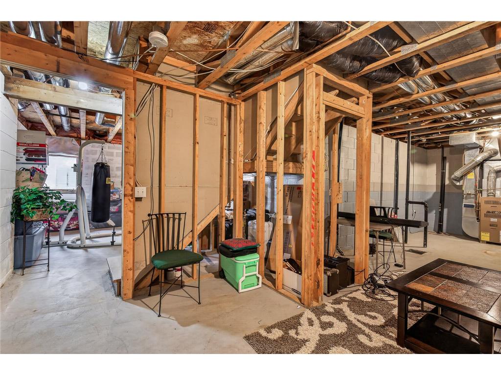 1088 Lovell Avenue W Roseville MN 55113 7067243 image29