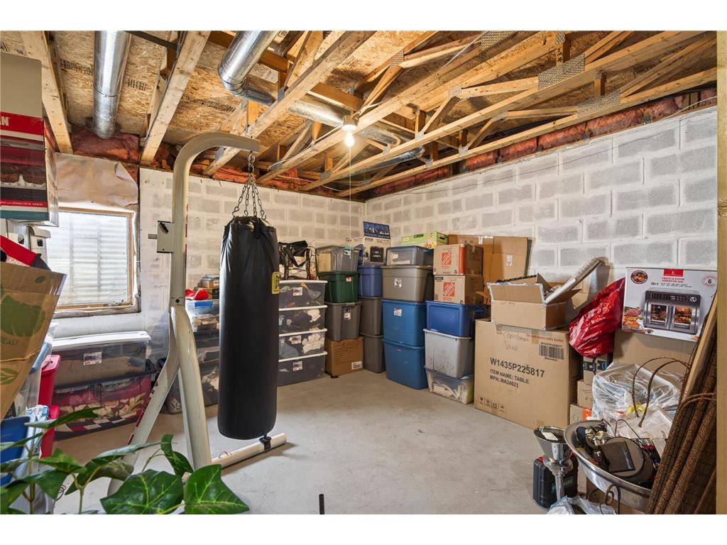1088 Lovell Avenue W Roseville MN 55113 7067243 image30