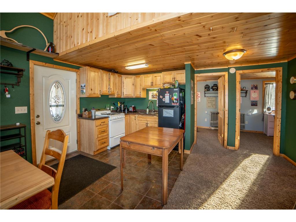 1088 S Shore Drive Grand Marais MN 55604 - Devil Track 7018884 image14