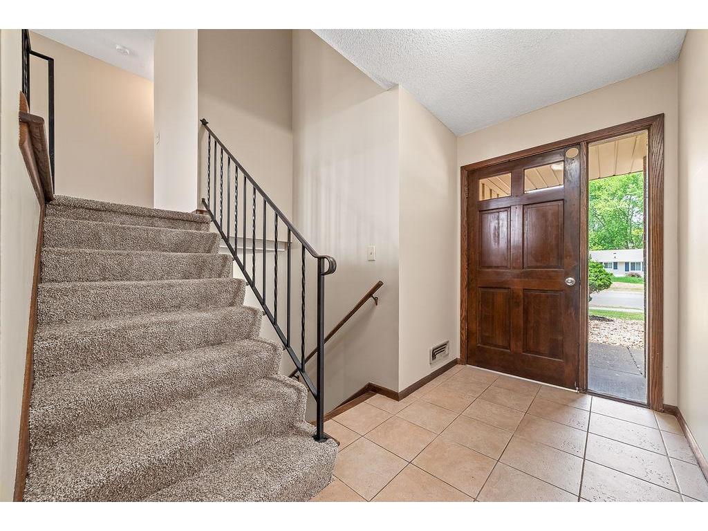 1088 Whitney Drive Apple Valley MN 55124 7081752 image2