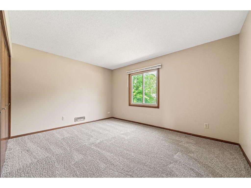 1088 Whitney Drive Apple Valley MN 55124 7081752 image24