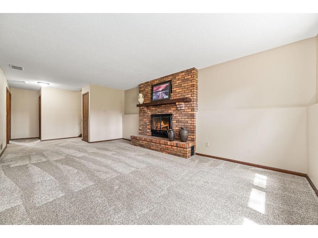 1088 Whitney Drive Apple Valley MN 55124 7081752 image33
