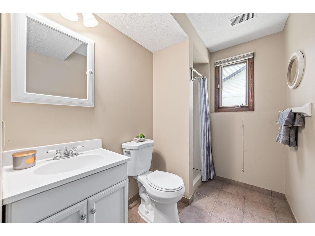 1088 Whitney Drive Apple Valley MN 55124 7081752 image37