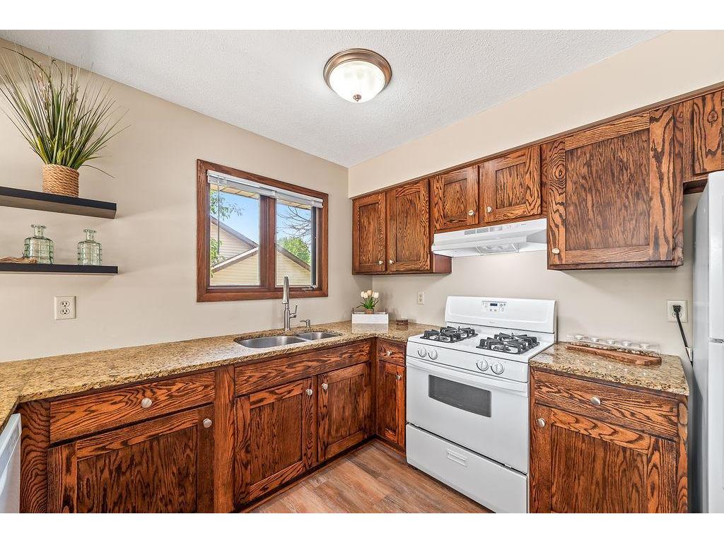 1088 Whitney Drive Apple Valley MN 55124 7081752 image6