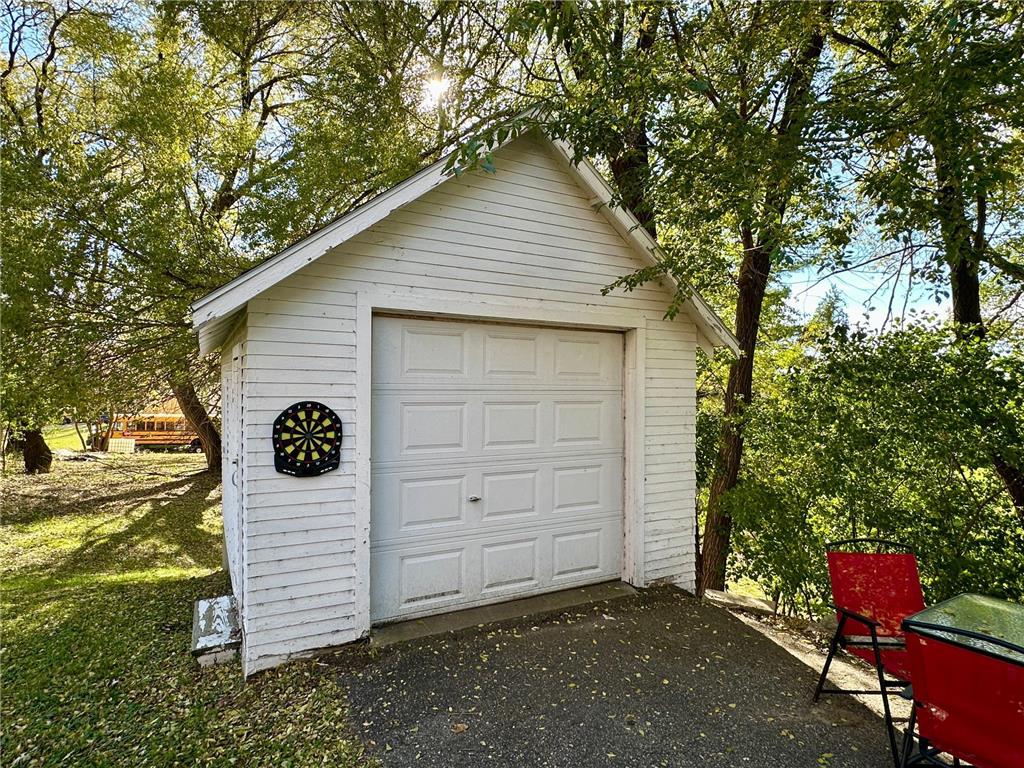 109 1st Avenue NW New London MN 56273 6813958 image4