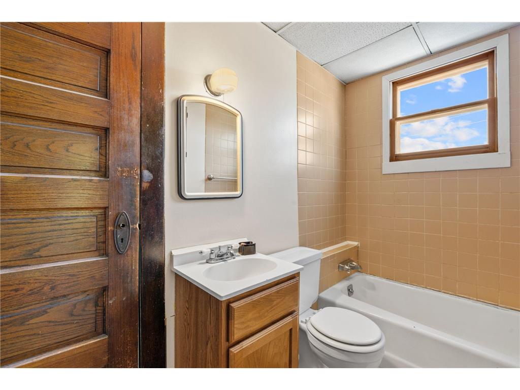 109 2nd Avenue NE Osseo MN 55369 7073852 image24