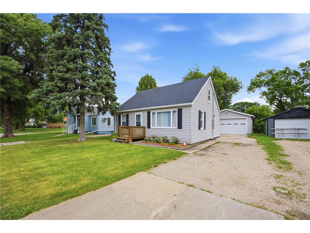 109 2nd Street NW Dilworth MN 56529 7103049 image2
