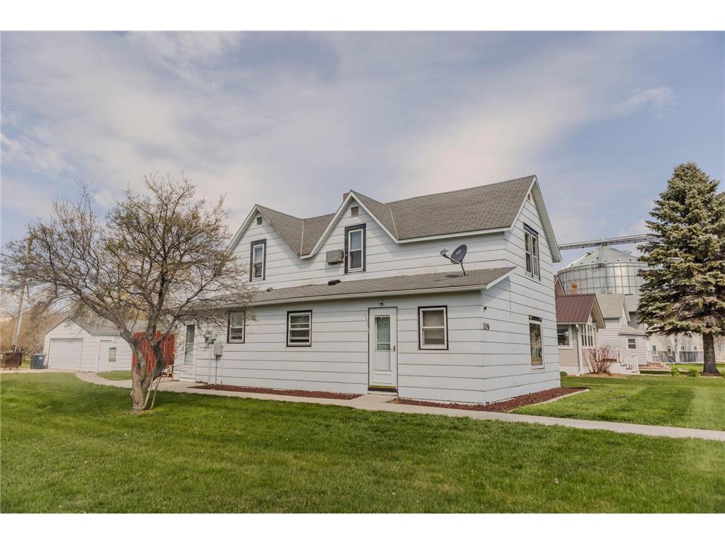 109 2nd Street W Chokio MN 56221 6526266 image1