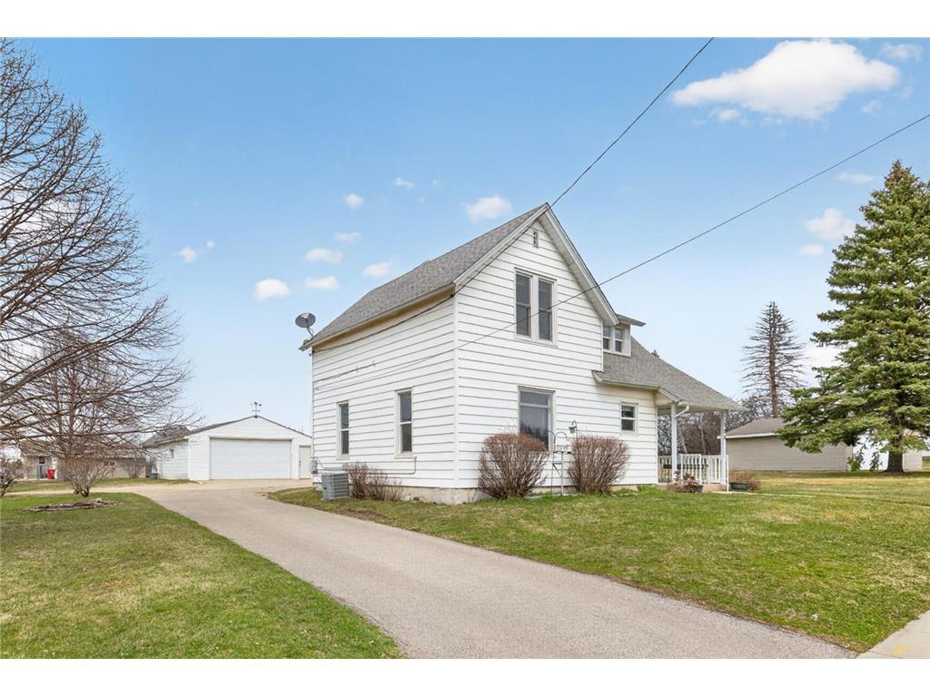 109 4th Street NE Stewartville MN 55976 7047796 image1