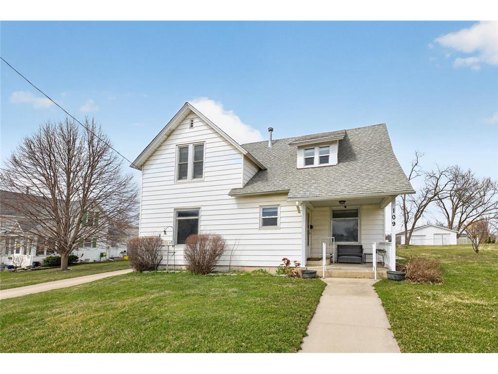109 4th Street NE Stewartville MN 55976 7047796 image2