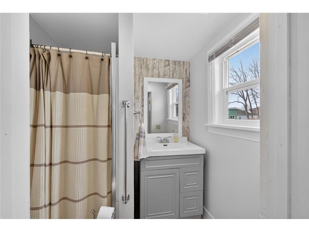 109 4th Street NE Stewartville MN 55976 7047796 image22