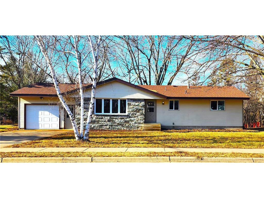 109 5th Avenue S Isanti MN 55040 6482215 image1