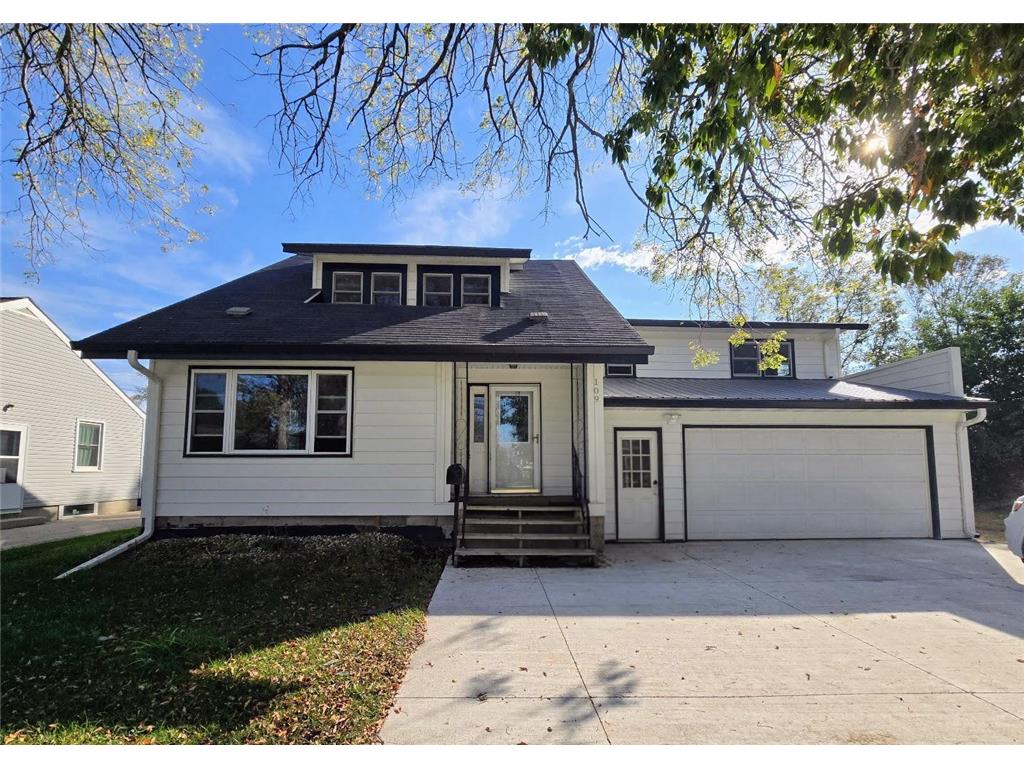 109 5th Avenue SE Pipestone MN 56164 6796663 image1