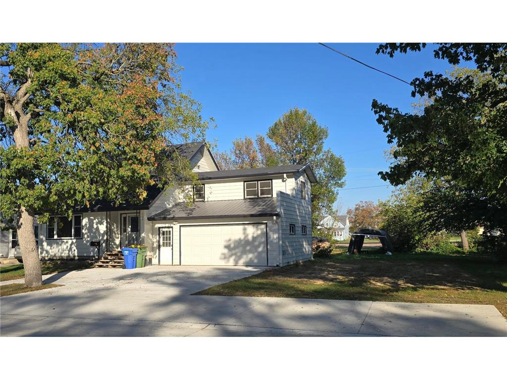 109 5th Avenue SE Pipestone MN 56164 6796663 image2