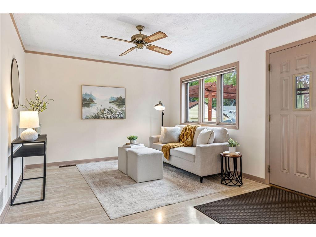 109 7th Avenue N Hopkins MN 55343 7028816 image13