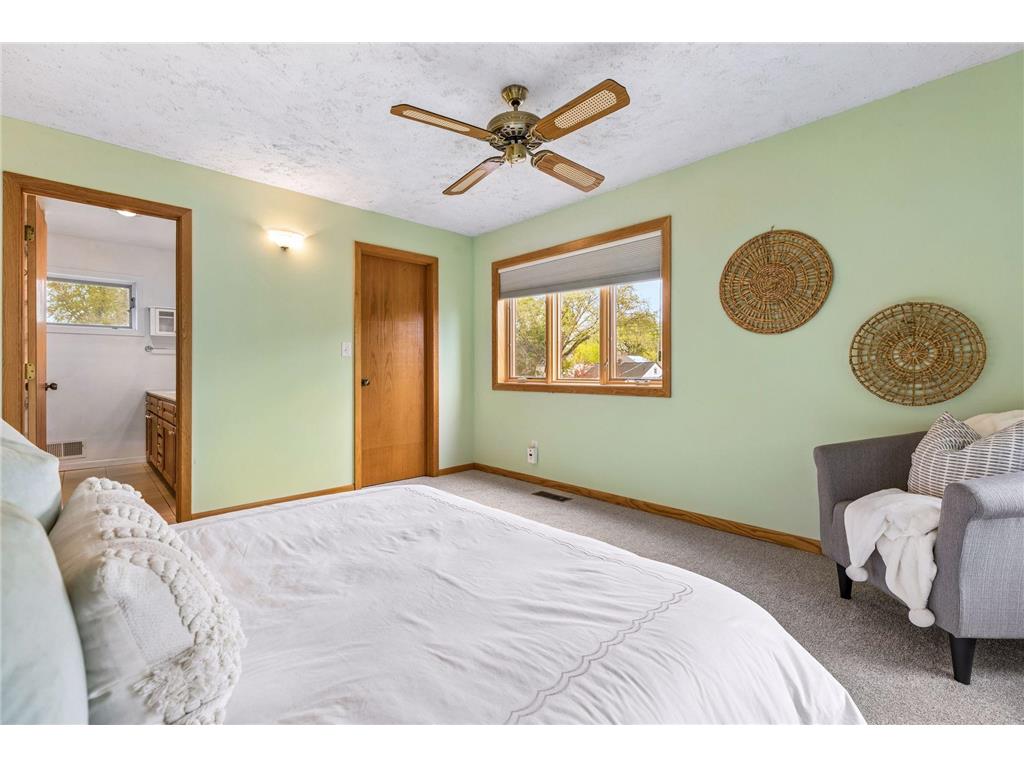 109 7th Avenue N Hopkins MN 55343 7028816 image16